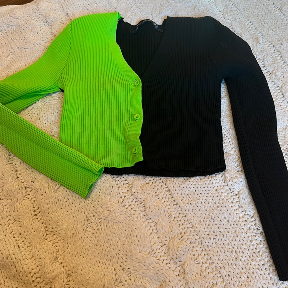 Sweater crop